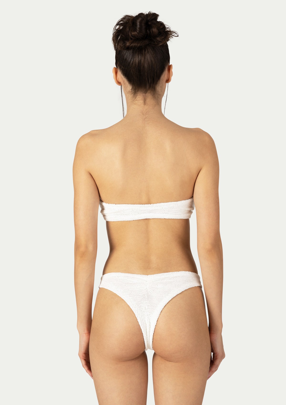 ПОЛОВИНКИ БАНСКИ LUCY WHITE MAT