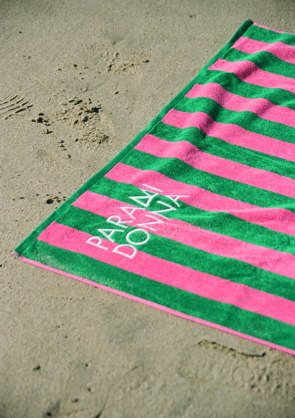 Голяма плажна кърпа на райета Emerald/Fuchsia
