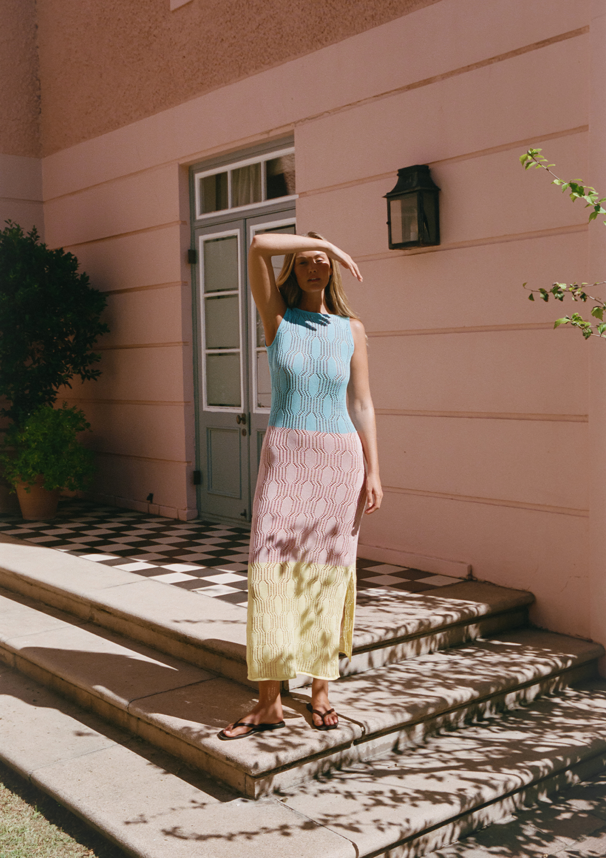 ПЛЕТЕНА РОКЛЯ BELLA Colorful open knit