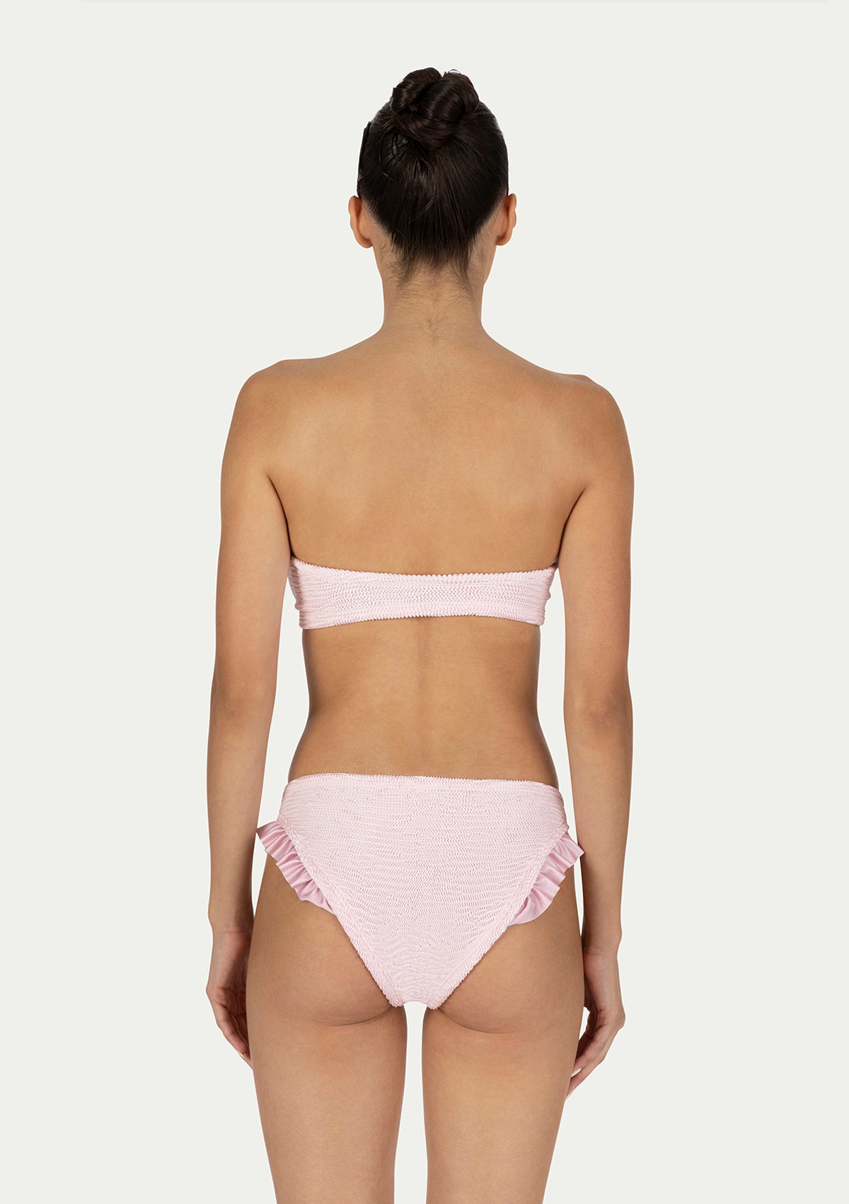 ПОЛОВИНКИ БАНСКИ KYLIE PINK CAKE