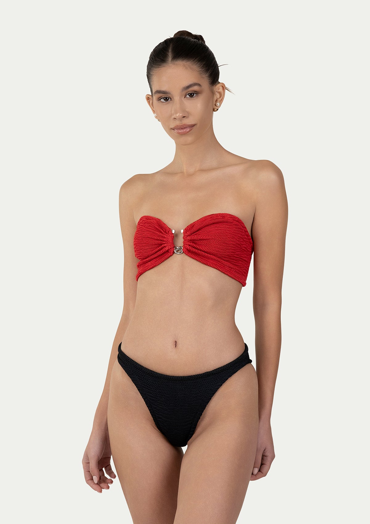 ПОЛОВИНКИ БАНСКИ FRIDA BLACK/CHILI PEPPER