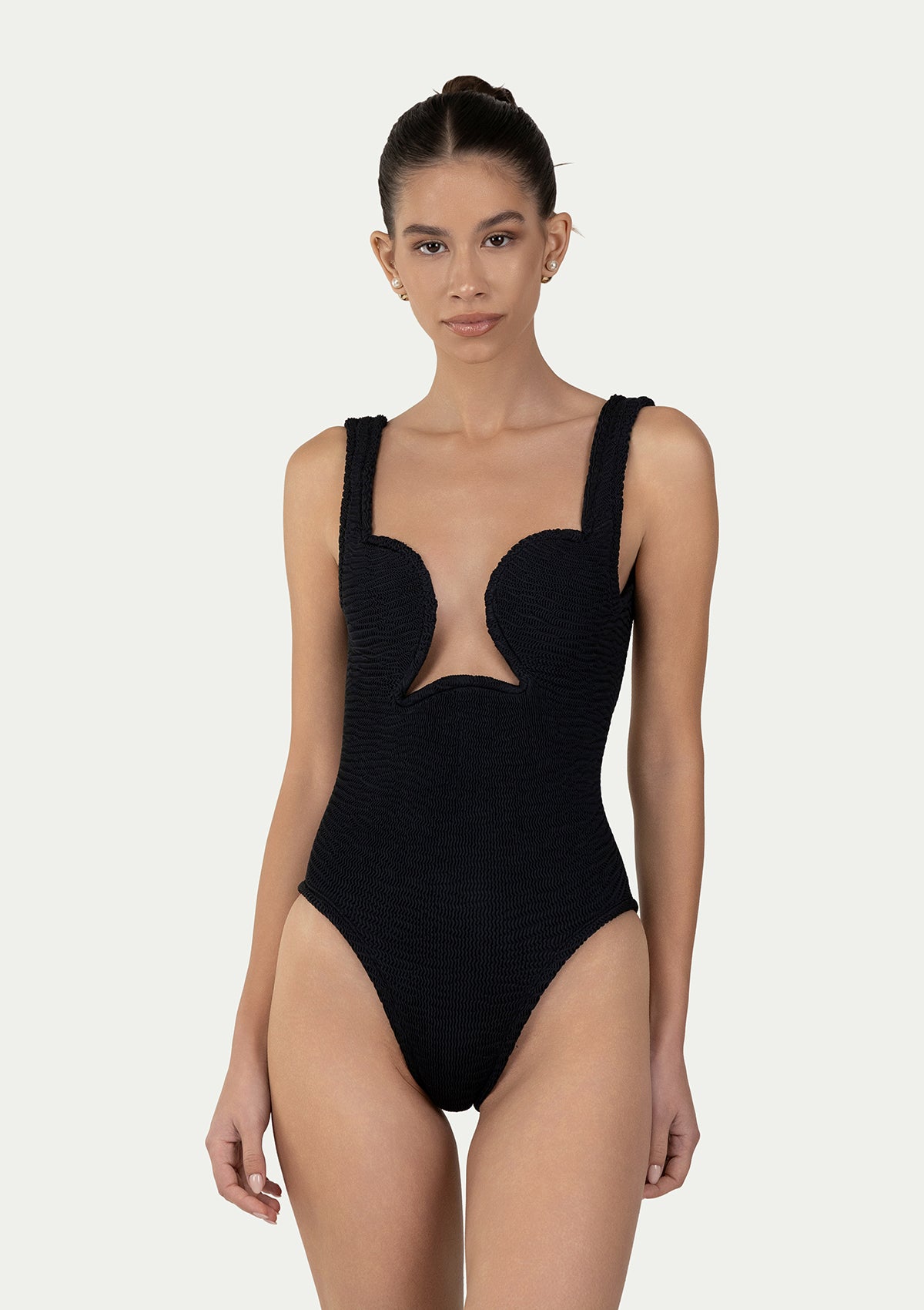 ЦЯЛ БАНСКИ LUISA BLACK