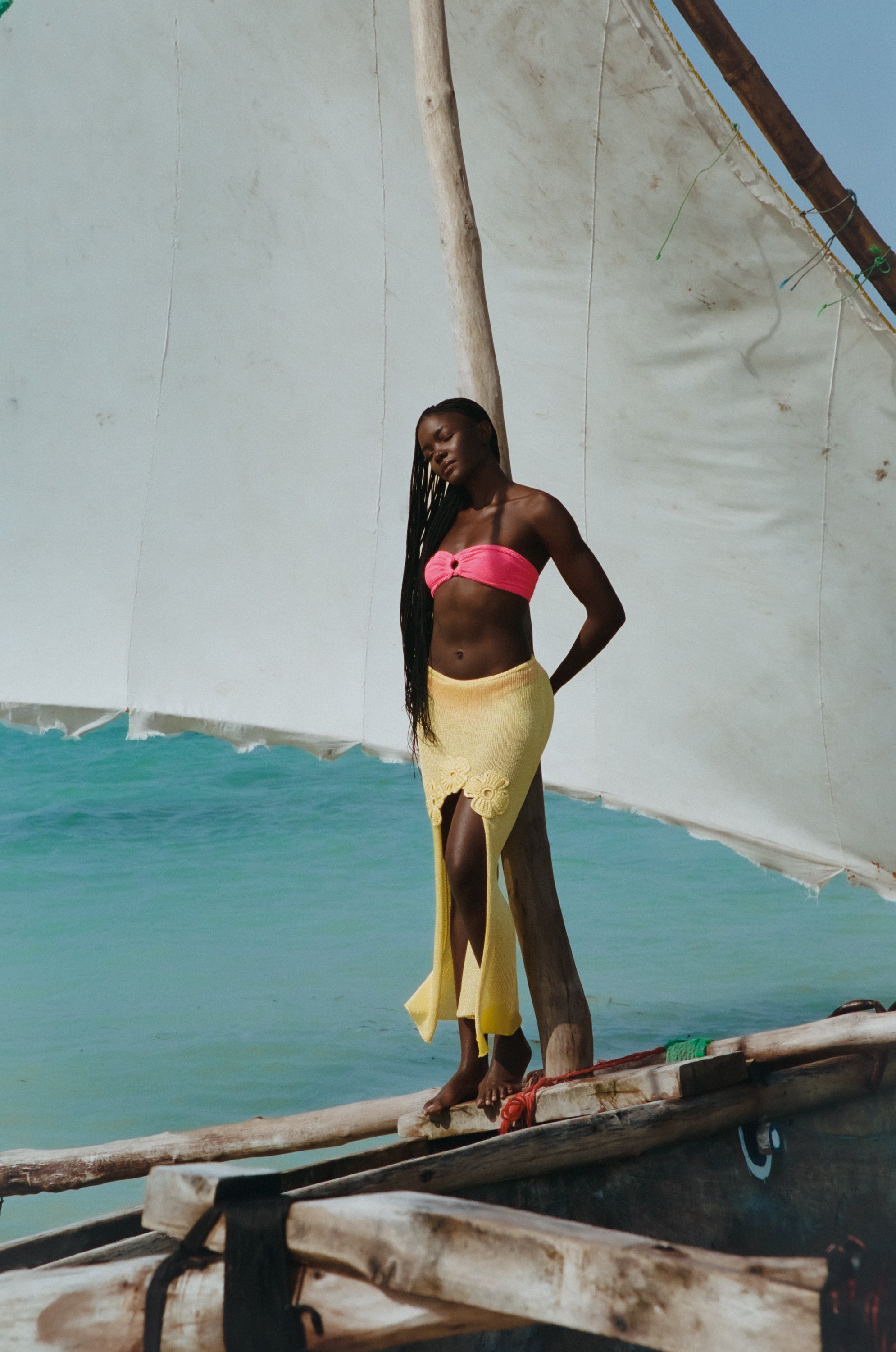 ПЛЕТЕНА ПОЛА LEO BUTTER